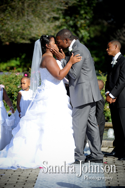 Best 310 Lakeside wedding photographer - Sandra Johnson (SJFoto.com)